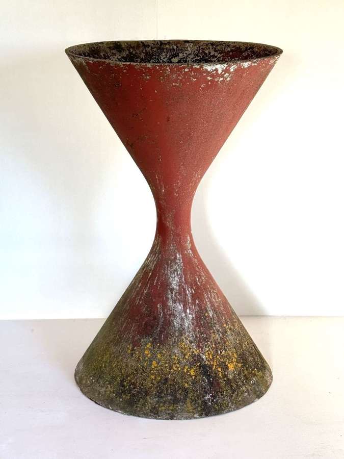 WILLY GUHL DIABLO PLANTER