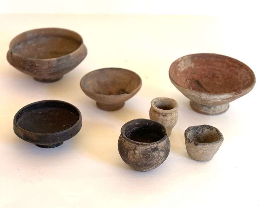 SELECTION OF EARTHENWARE VESSELS
