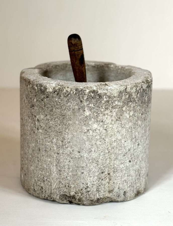 MARBLE MORTAR WITH PESTLE